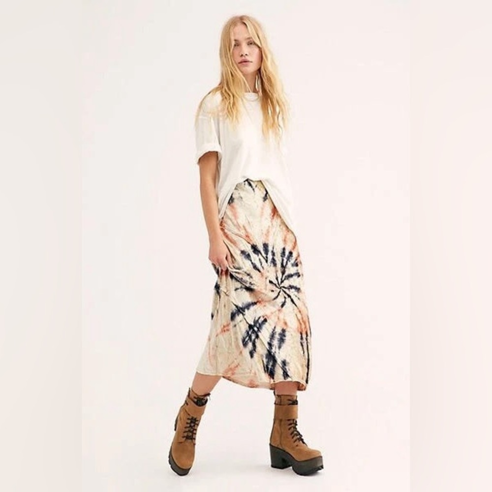 Free People Bali Serious Swagger Velvet Tie-Dye Skirt